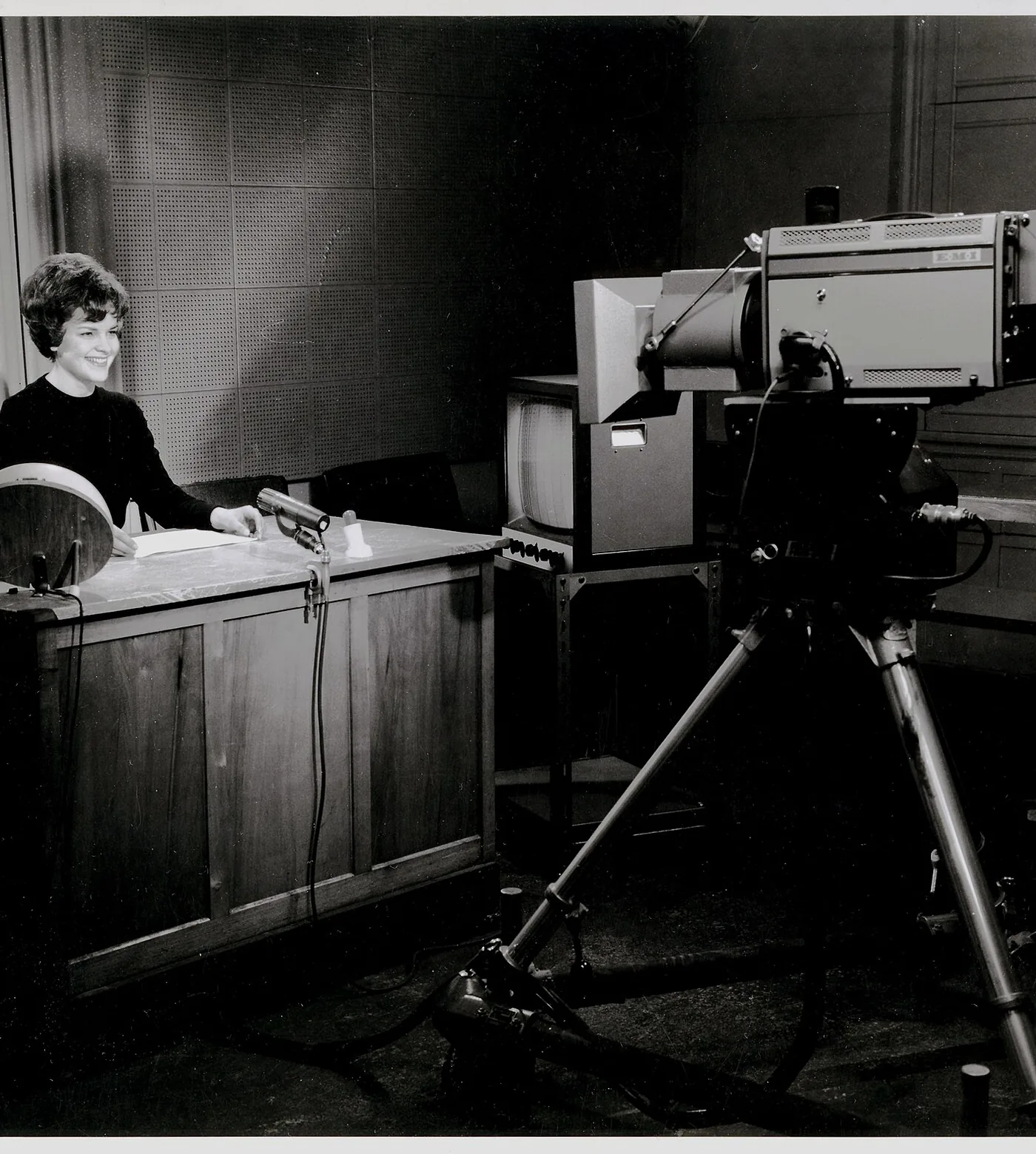Studi televisivi storici con attrezzatura di ripresa